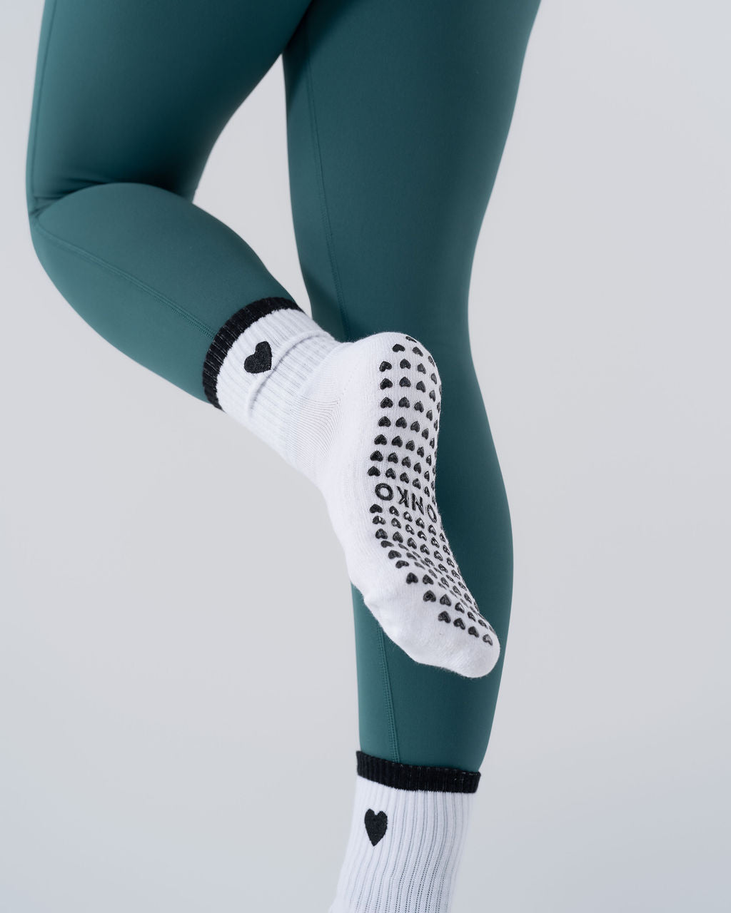 Black Heart Grip Socks